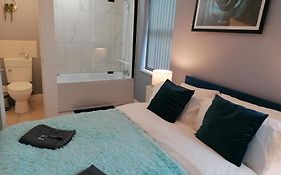 Blok 3 -jacuzzi Suites, Apartment & Ensuite Rooms Blackpool United Kingdom
